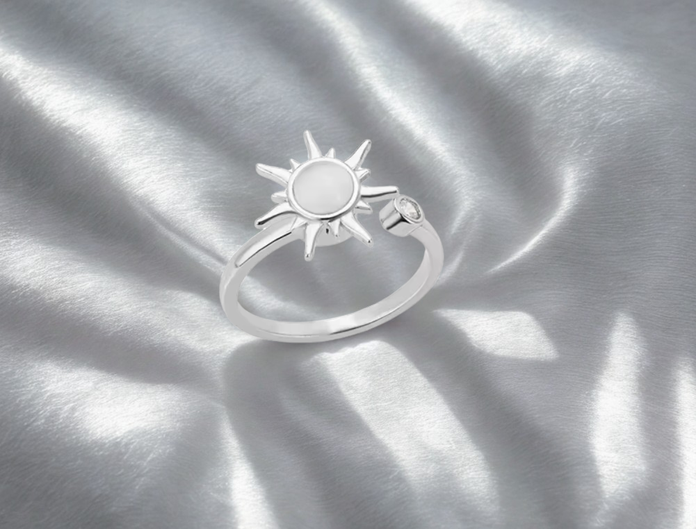 Radiant Sun Rise Ring Silver