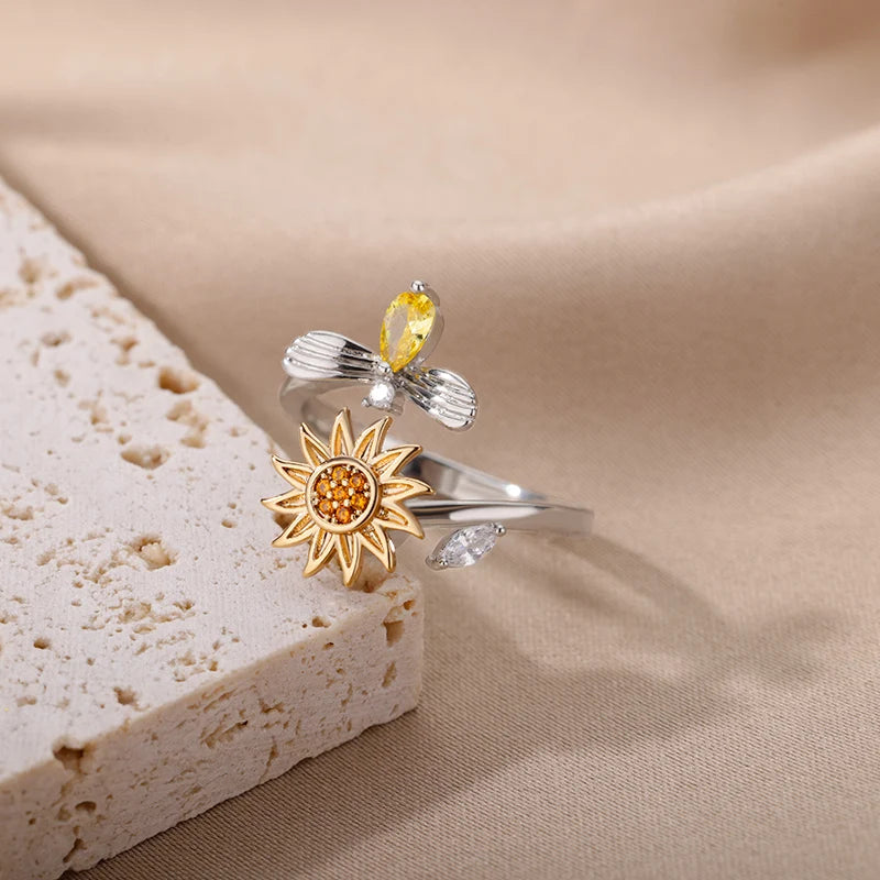 Sunflower Bloom Trap Ring Silver